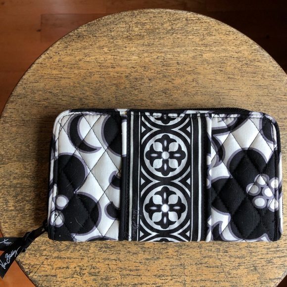 Vera Bradley Accordion Wallet Night and Day - Picture 2 of 5